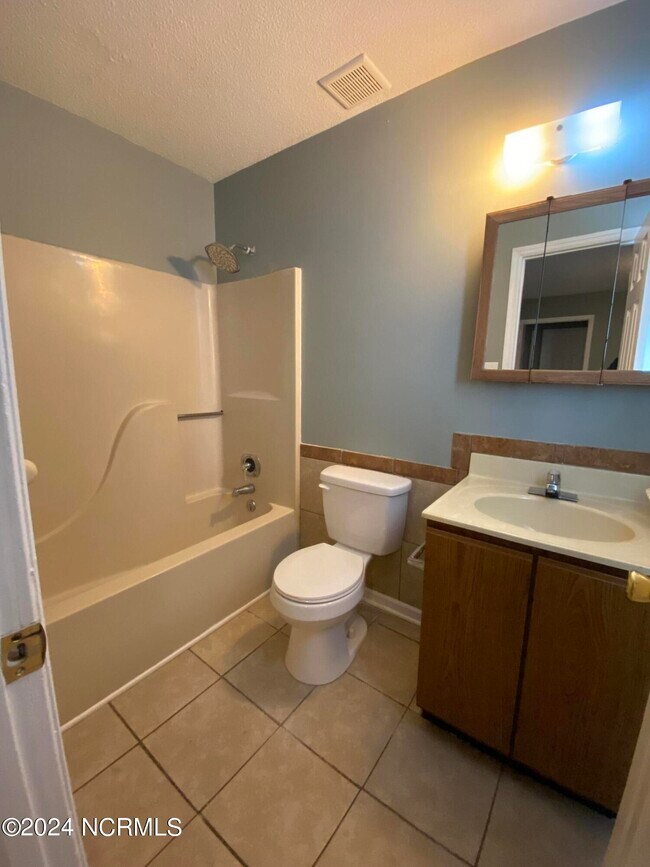 Building Photo - 1524 Tramway Ct