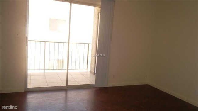 Foto del edificio - 2 br, 2 bath 4plex - 3629 Van Dyke Ave Apt D