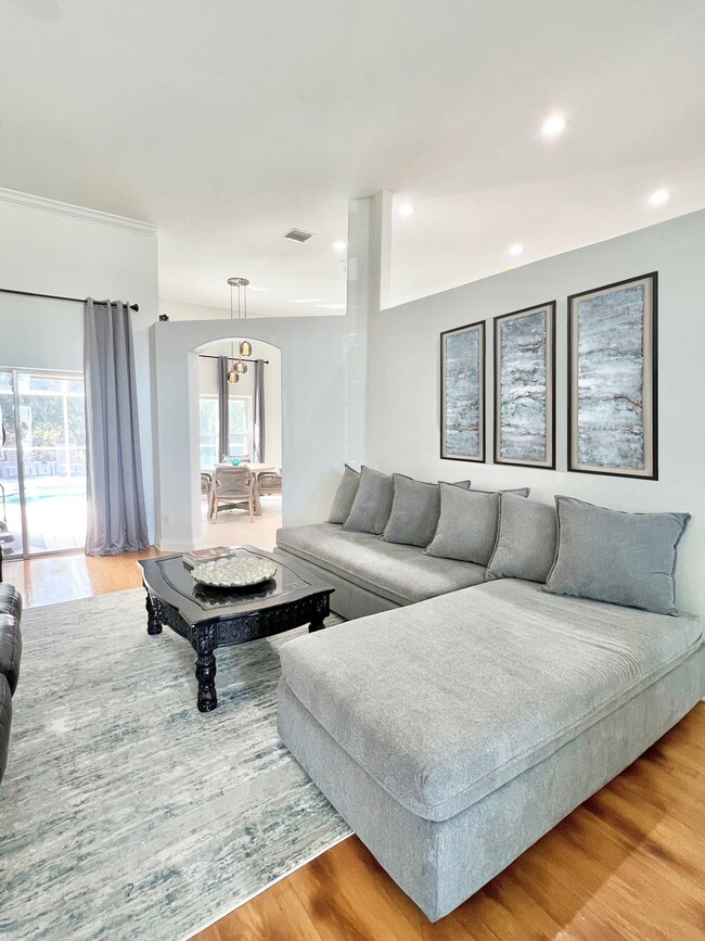 Foto del edificio - 515 Somerhill Dr NE