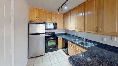 Interior Photo - Altamira Place Apartment Homes