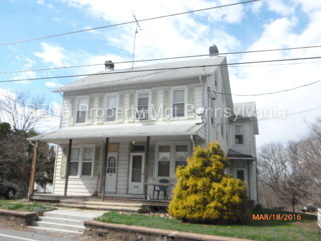 Foto principal - 653 Mountain View Rd