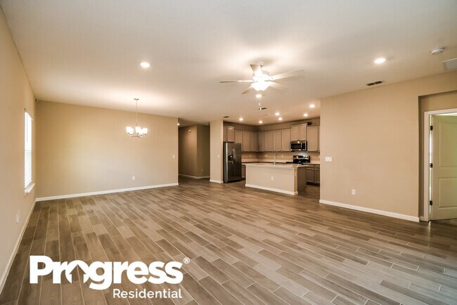 Foto del edificio - 9835 Lemon Grass Ln