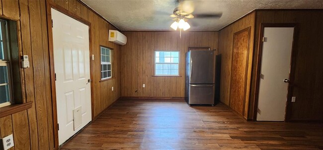 Foto del edificio - 5701 County Rd 288