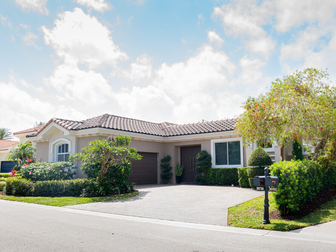 Primary Photo - 20710 NW 29th Ave