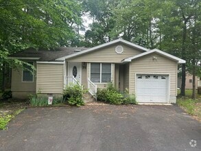 Building Photo - 71 Bramblewood Dr