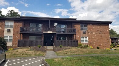 Building Photo - 75 Balance Rock Rd