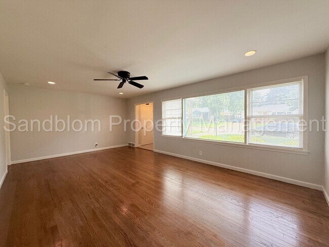 Foto del edificio - For Lease | Midtown Tulsa | Available Now!