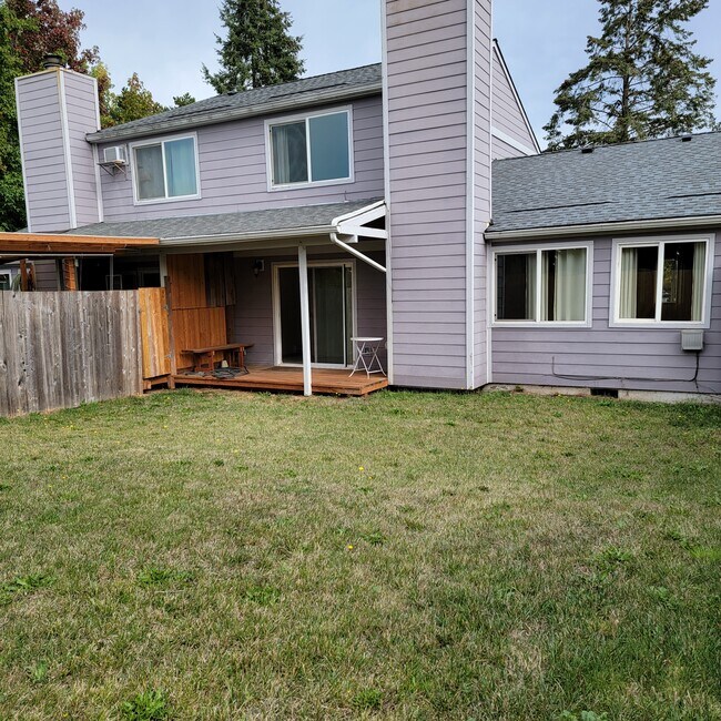 Building Photo - 6457 SW 192nd Ave