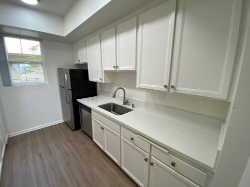 Foto del edificio - 1725 Butler Ave