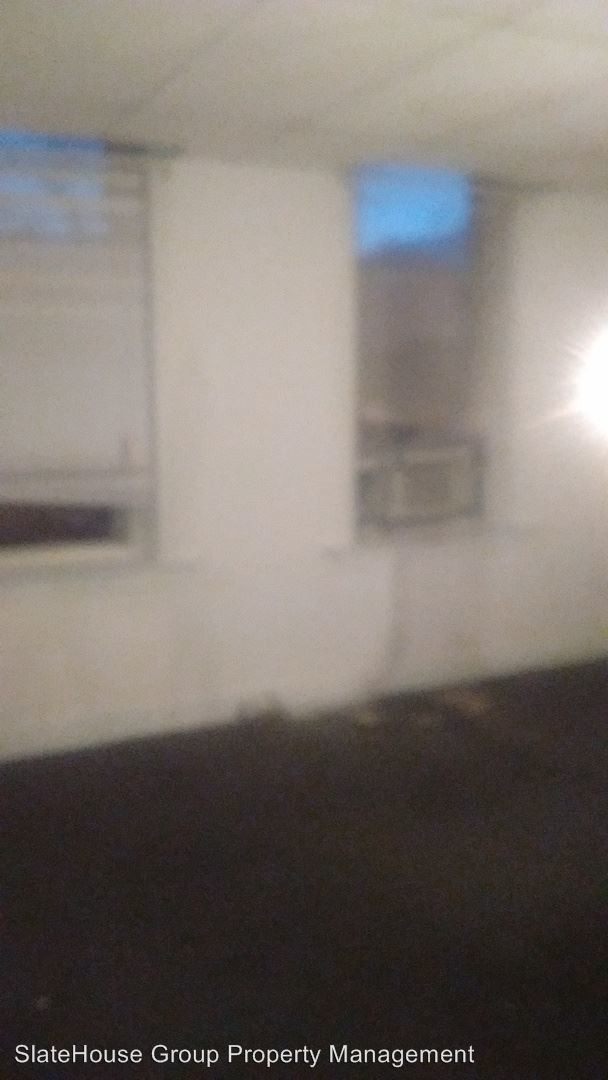 Foto del edificio - 215 S George St