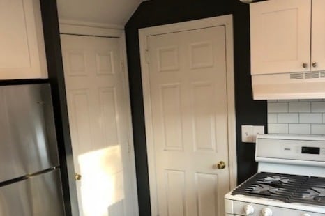 Kitchen-Doors to basement & garage - 37 Greenvale Cir