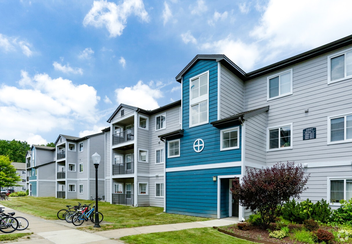 25 East - 2501 Abbot Rd East Lansing, MI - Apartments for Rent in East  Lansing | Apartments.com