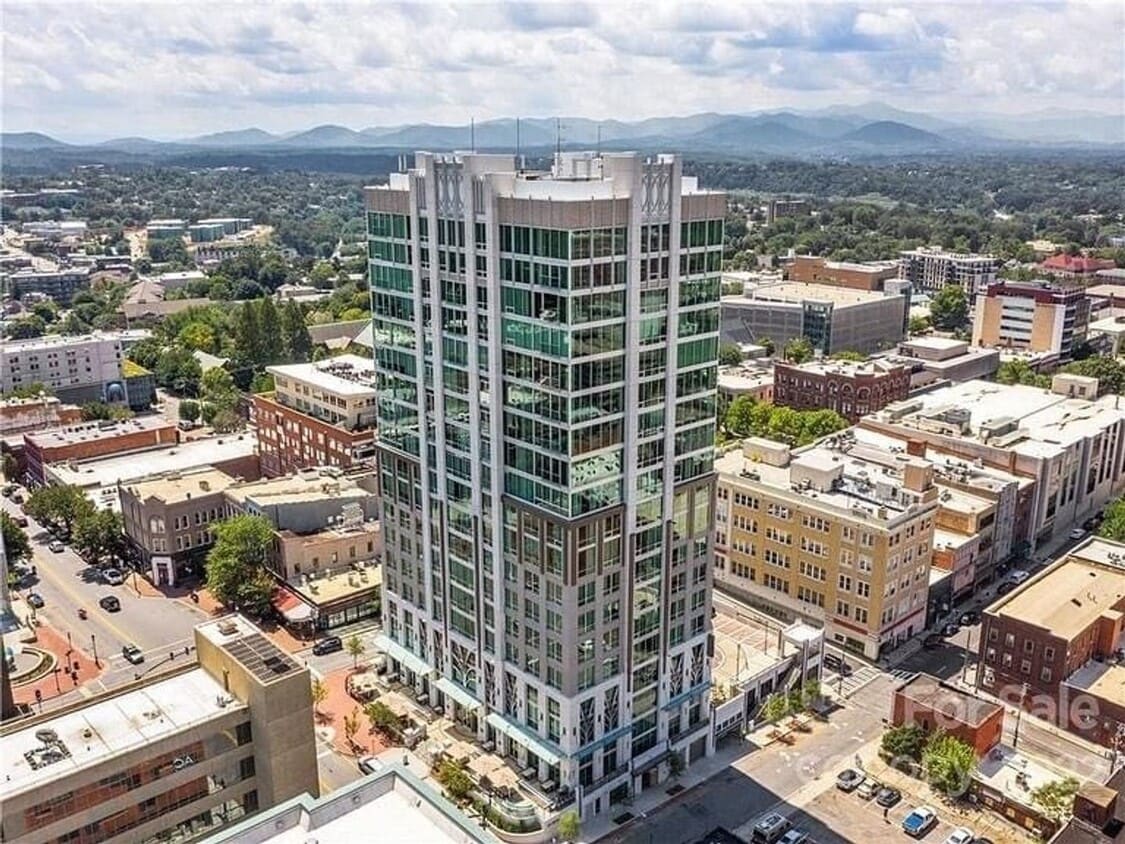 Primary Photo - Downtown Asheville Condo in the Arras Buil...