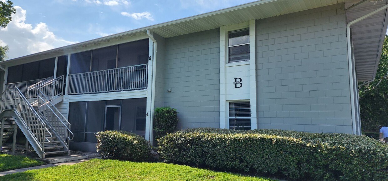 Foto principal - SANFORD: 2nd Floor Condo Sandlewood Villas