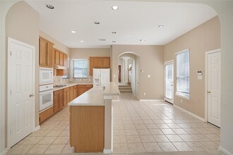 Building Photo - 111 Zephyr Bend Pl