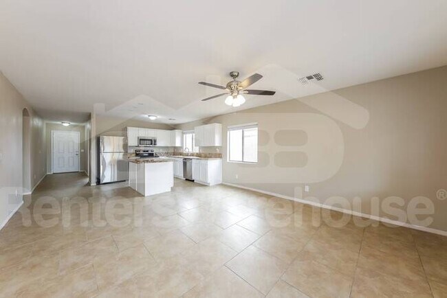 Foto del edificio - 4 Bedroom with Office / Den