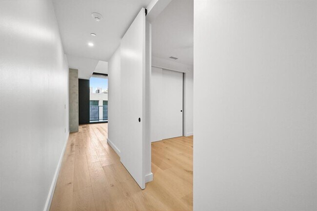 Foto del edificio - 610 Davis St