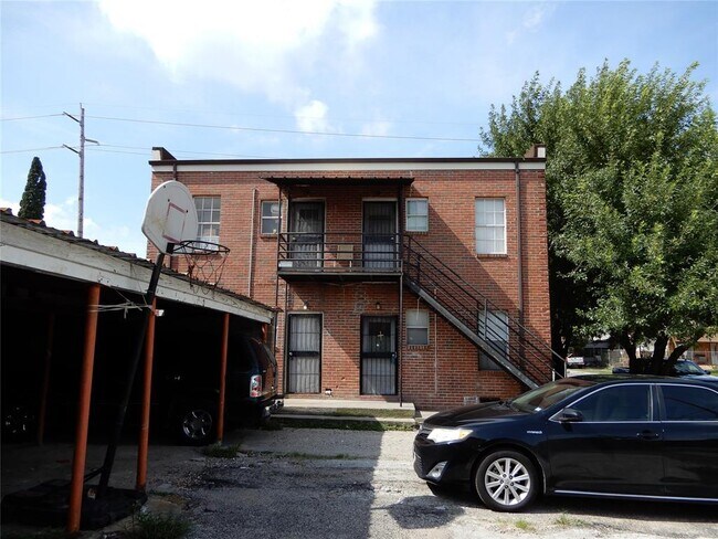 Building Photo - 6601 Avenue H