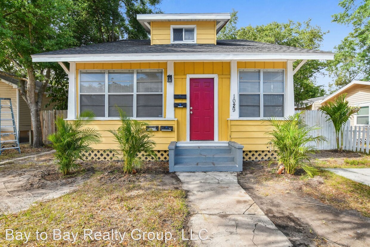 Primary Photo - 4 br, 2 bath House - 1029 12th Ave S.