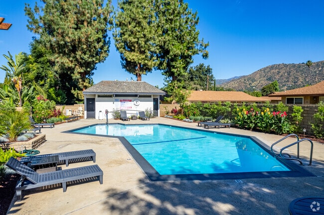 Building Photo - Glendora West Apartments