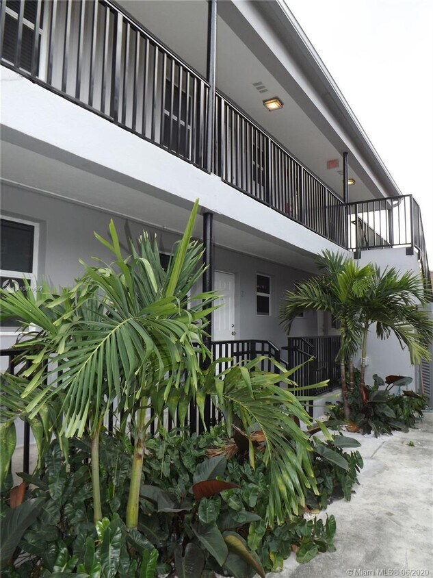 1756 NW 2nd Ct Unit 6, Miami, FL 33136 Apartment for Rent in Miami