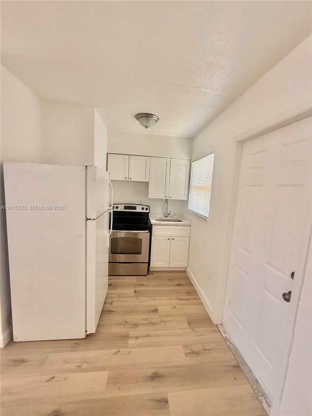 Foto del edificio - 125 SW 5th Ct