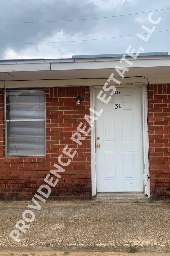 Foto principal - 1822 Indiana Ave