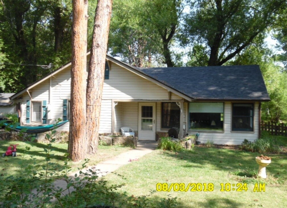 Primary Photo - 26 Rosebud Ln