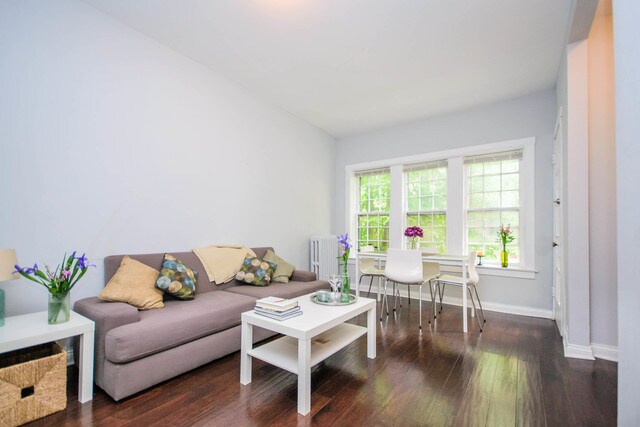 Foto del edificio - 4318 N Clarendon Ave