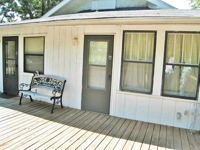 Building Photo - 649 5th Street