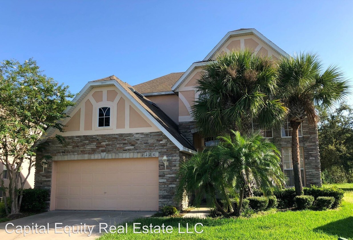 Foto principal - 2226 Windcrest Lake Cir