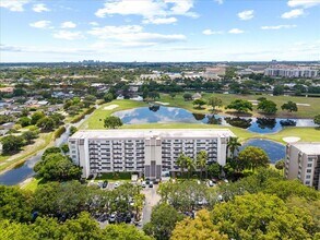 Building Photo - 3100 W Rolling Hills Cir