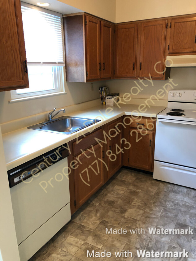 Foto principal - 2BR, 1.5 Bath in Central York School District