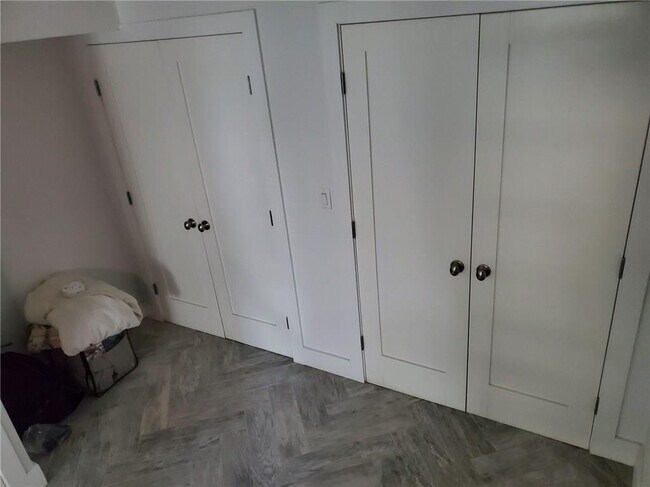 Foto del edificio - 2060-2080 80th St