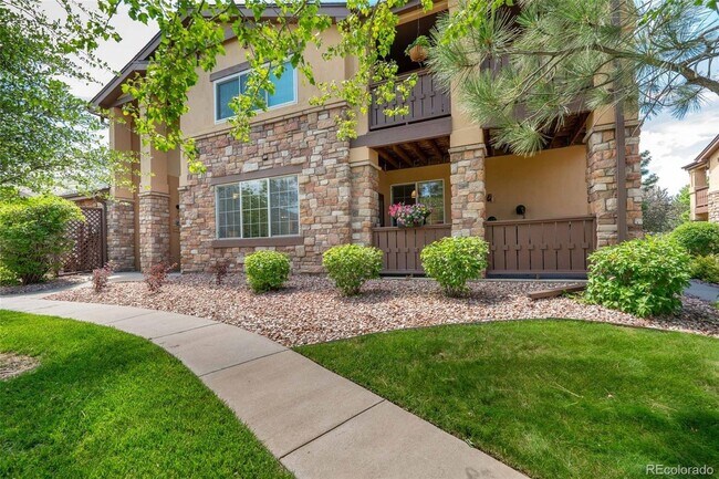 Building Photo - Welcome to this Gorgeous & Updated single-...