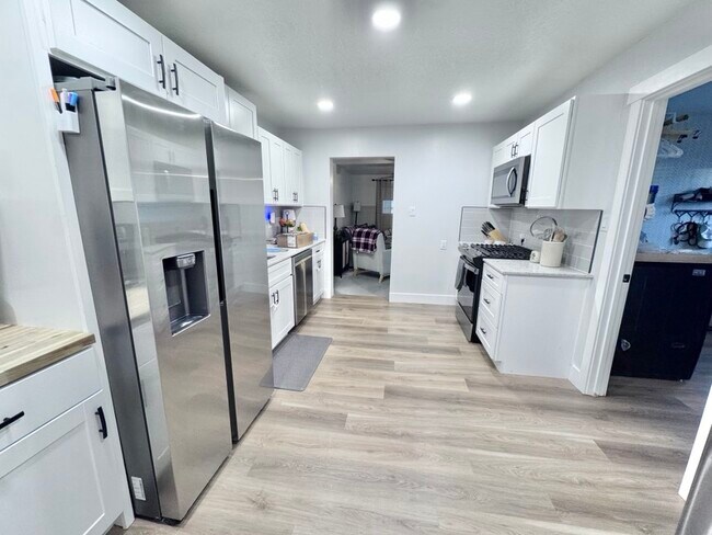 Foto del edificio - 130 N 500 E