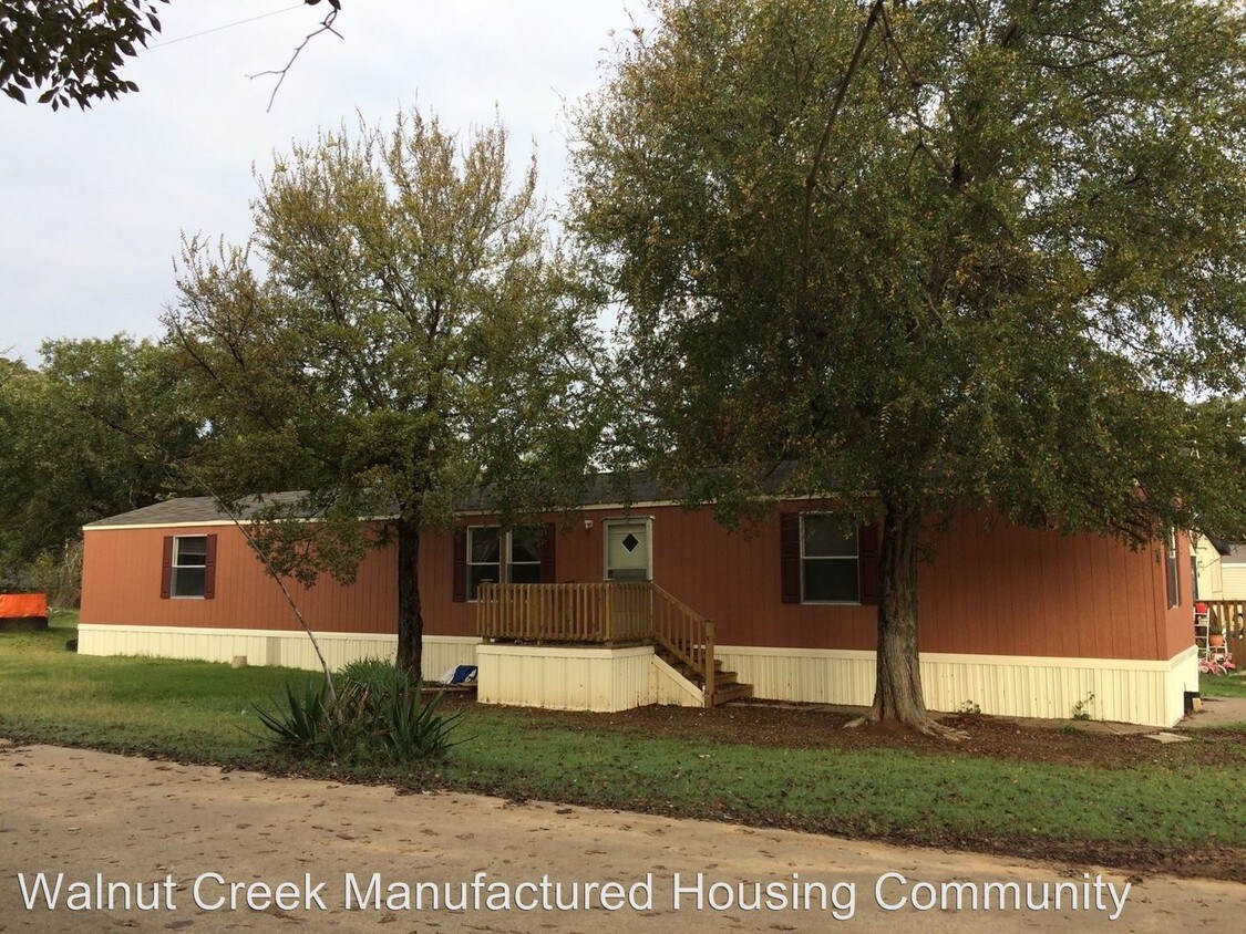 Building Photo - 3600 N Cummings Dr