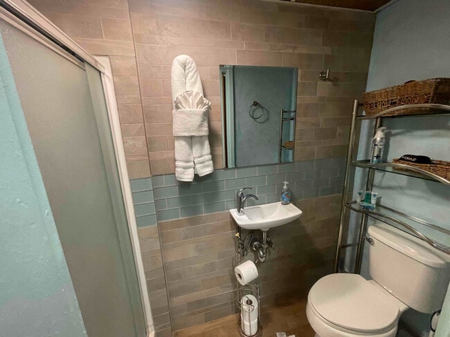 Foto del edificio - 75-5776-5776 Kuakini Hwy