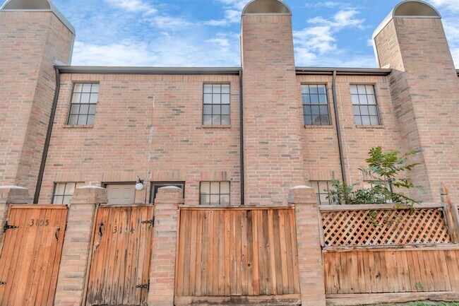 Foto del edificio - 9800 Pagewood Ln