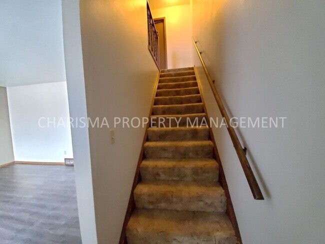 Building Photo - 1708 S Melanie Ln