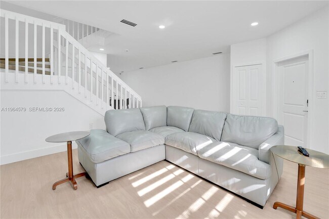 Foto del edificio - 23372 SW 127th Ct