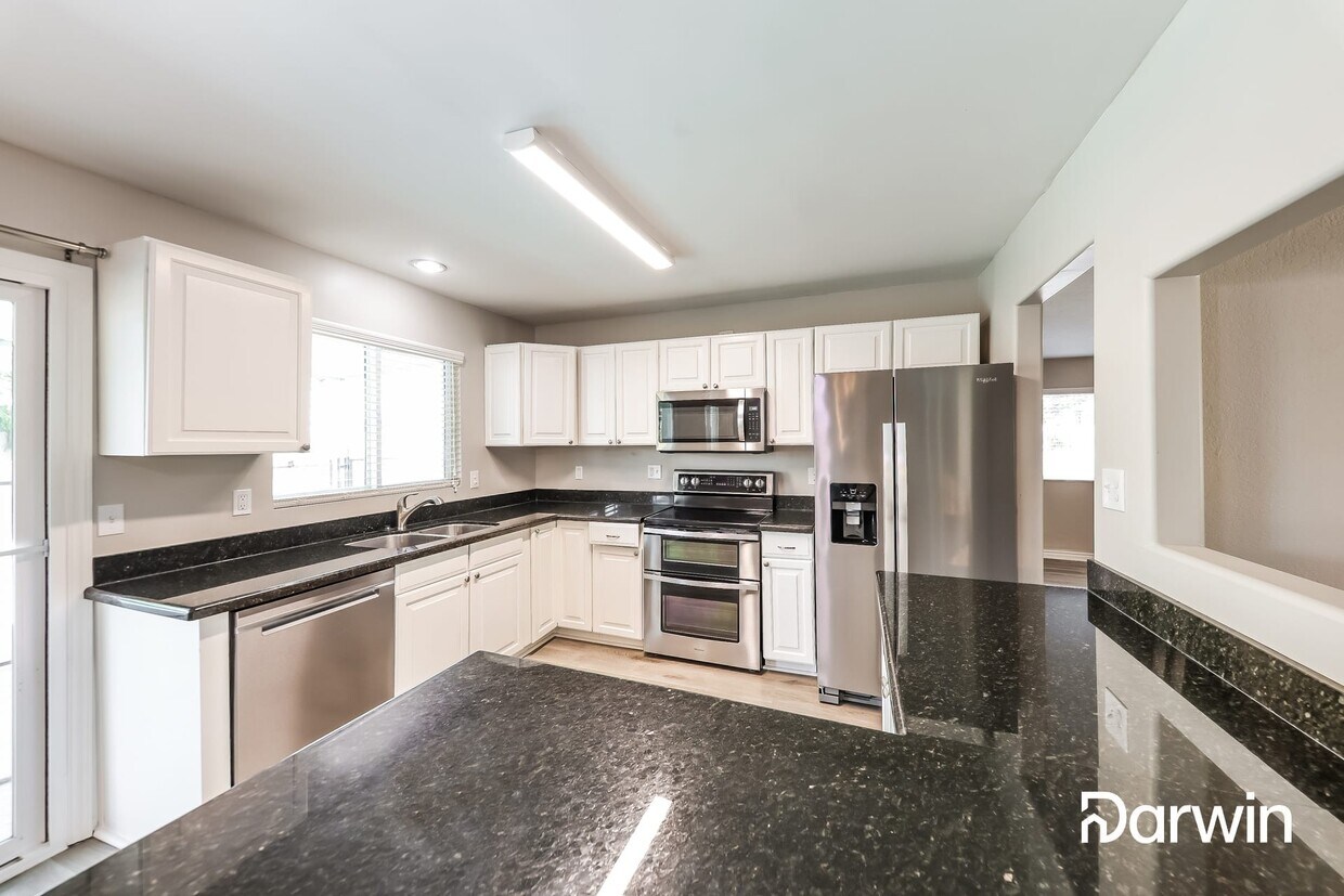 Foto principal - 3116 W Villa Rita Dr