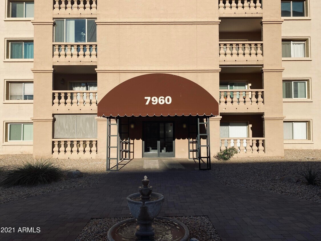 7960 E Camelback Rd Unit 301, Scottsdale, AZ 85251 Apartment for Rent