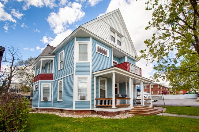 Foto del edificio - 813 Hall of Fame Dr