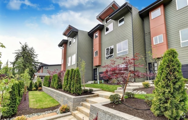 Building Photo - 14920 Manor Way