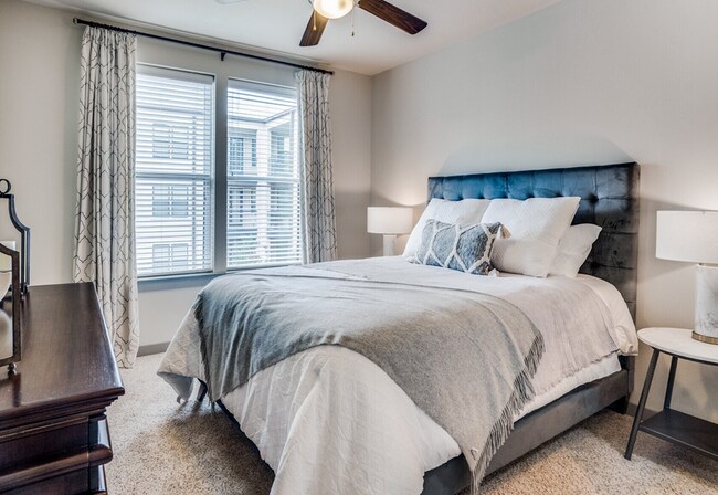 Foto del edificio - 926 E 15th St