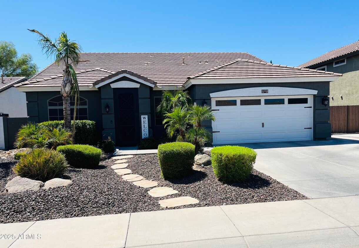 Primary Photo - 11411 E Sebring Cir