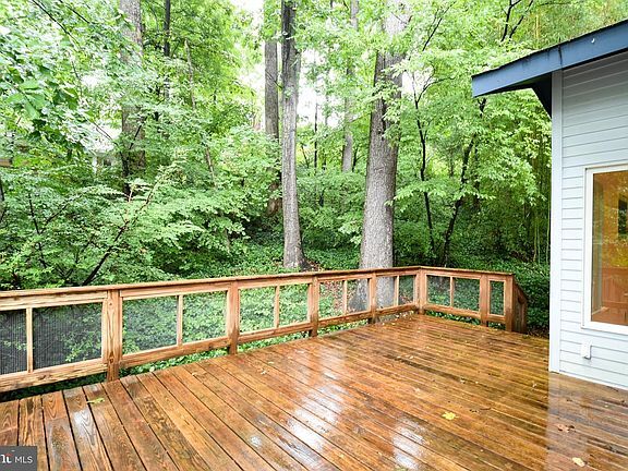 Foto del edificio - 3709 Whispering Ln