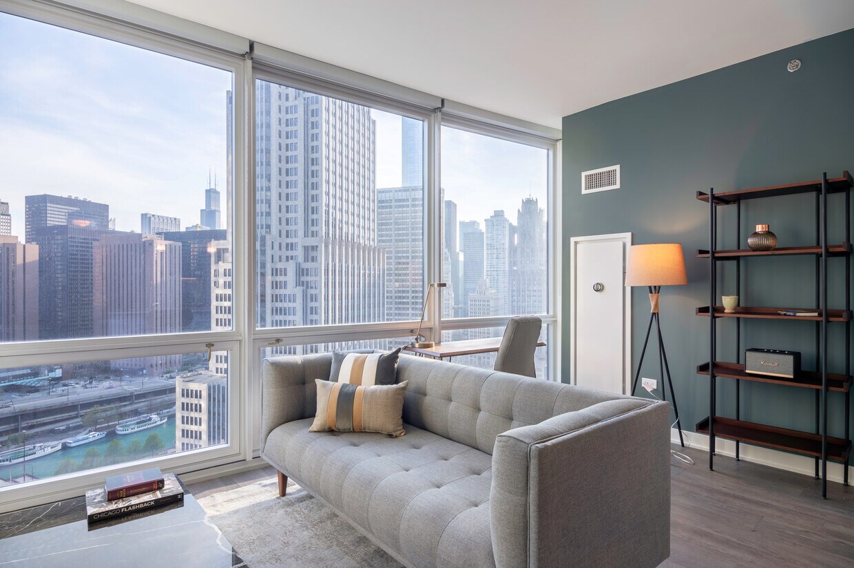Foto principal - 465 N Park Dr #2612