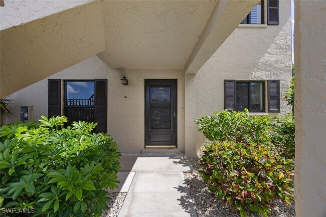 Building Photo - 4610 Chantelle Dr